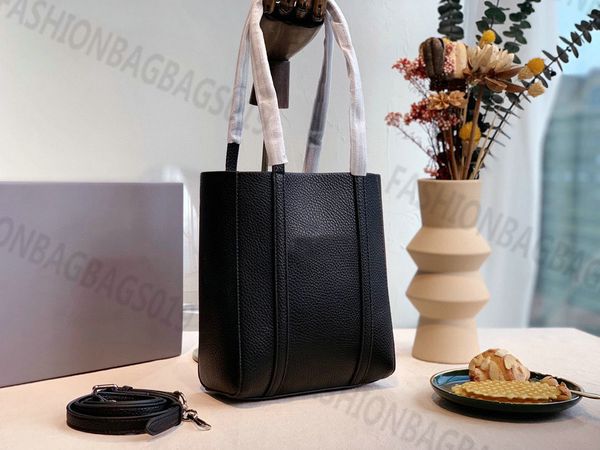 

women everyday small tote bag smooth calfskin 2 handle handbag shoulderbag open pocket totes bags italy style front printing logo flap messe