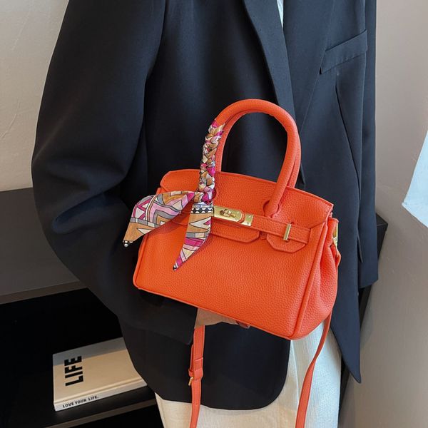 

birkin bag womens 2022 summer new business versatile womens shoulder bag messenger bag handbag ladys bags, Red;black