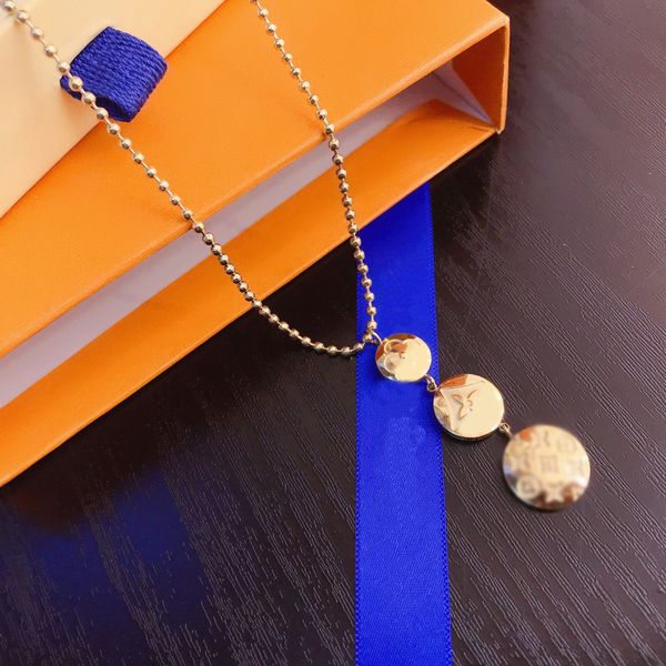 

selected high-grade decorative pendant necklace fashionable female charm urban style 18k gold plated classic luxury brand design jewelry acc, Silver