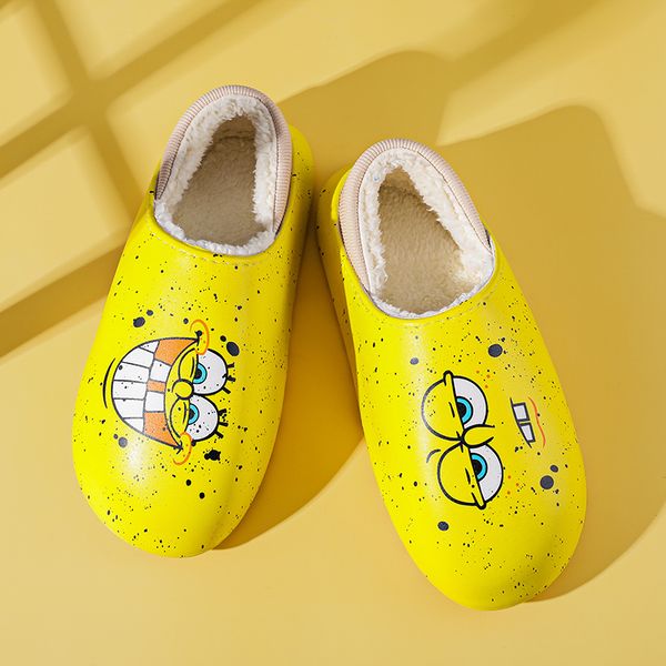 

fashion shoe designer classic trend latest style cartoon pattern lightweight breathable comfortable insole non slip soft sole cotton slipper, Red;white