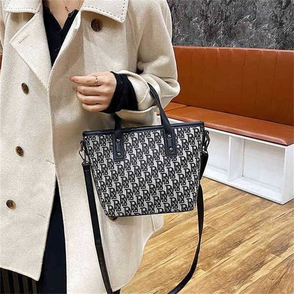 

30% off 2023 designer bag explosive models handbags small hand wind letter printing woven vegetable basket leather surface shaping bucket mo