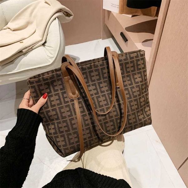 

factory bags export online handbag pop live broadcast tote women's high-capacity hand commuter single diagonal wholale 70% off
