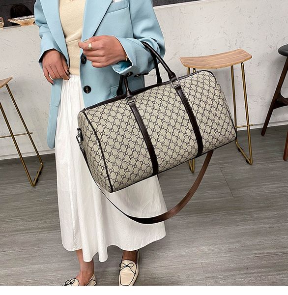 

capacity duffle bag travel bags outdoor leather polyester plain print handbags stripes letter soft single oversize gm luggage bag girls boys