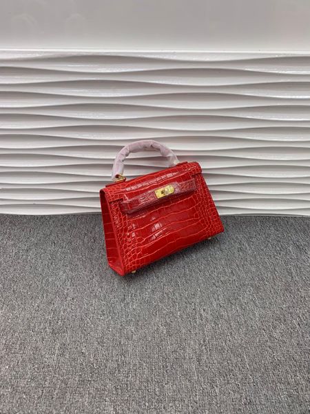 

design fashion bags totes woman crocodile shoulder handbags lady elegant genuine leather adjustable oblique platinum portable hardware cross