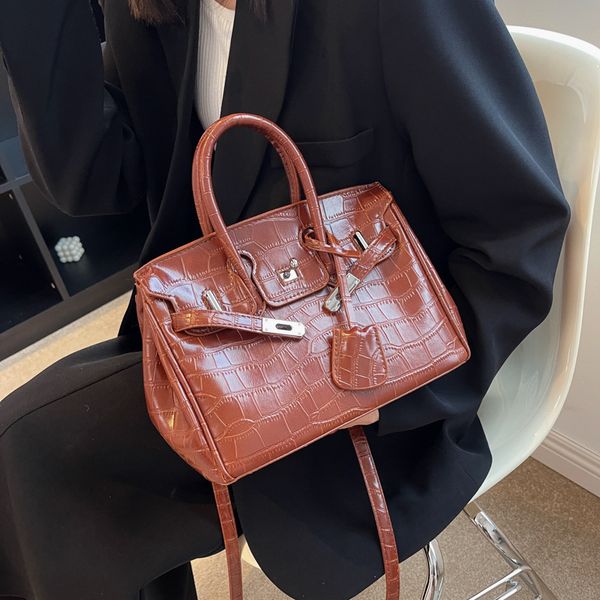 

this year popular leisure fashion stone pattern messenger bag 2022 new summer womens simple shoulder portable birkin bag