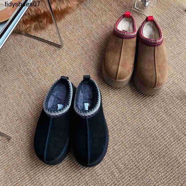 

winter necessities loafer shoes 2022 autumn and winter new thick bottom sponge cake wool woolen shoes, Black