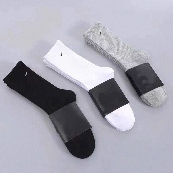 

mens womens sports socks outdoor accs athletic sock stockings designer white black nikq7sg#