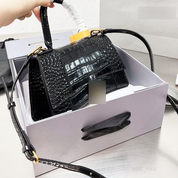 

designer luxury women's bags balencaiges handbag large leather messenger interior high-end plaid bag summer