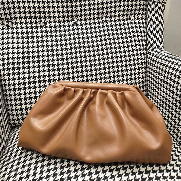 

designer herme luxurious bottess bags venetas online celebrity same pleated hand 2022 new cloud fashion large capacity cross body have a log