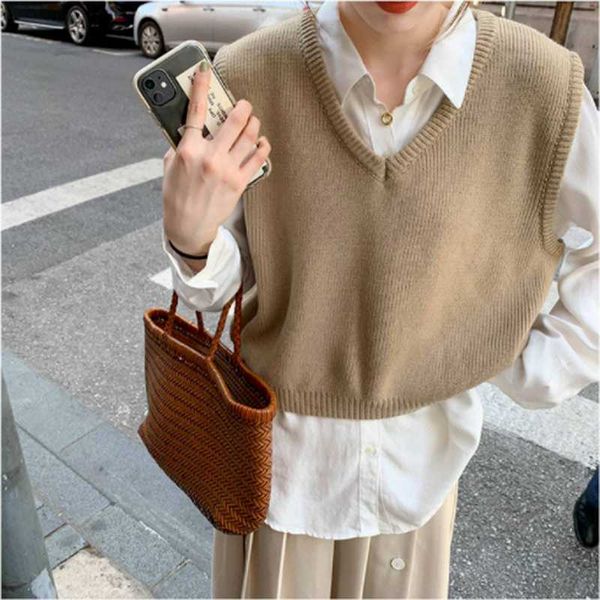 

women's sweaters 2022 new fashion casual v-neck sleeveless pullover vest loose all-match outer wear layered knitted sweater female g221, White;black