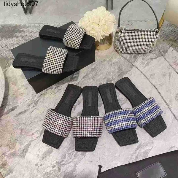 

aw king classic diamond flat bottomed square head with sandals, Black