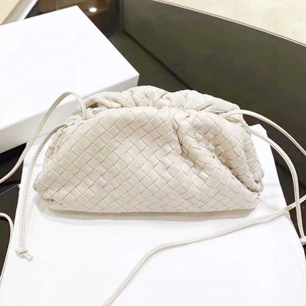 

designer herme luxurious bottess bags venetas 2022 new ins leather woven cloud soft dumpling fashionable one shoulder messenger hand wrink h
