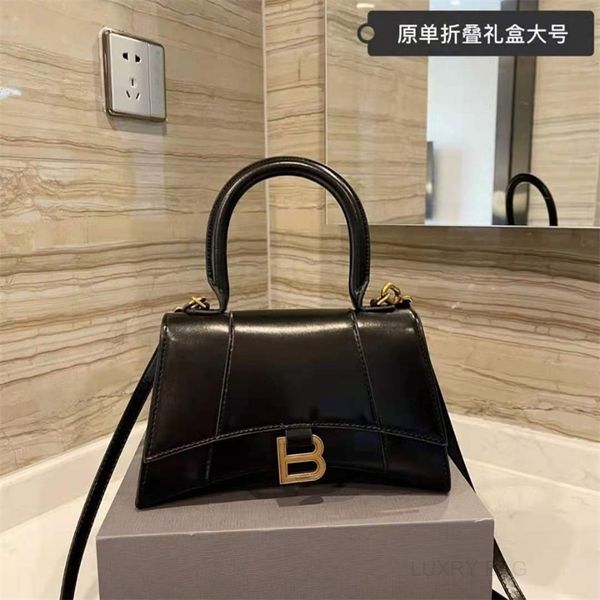 

luxury hourglass bags balencaigass female crocodile calf crescent portable messenger bag918j xt3i