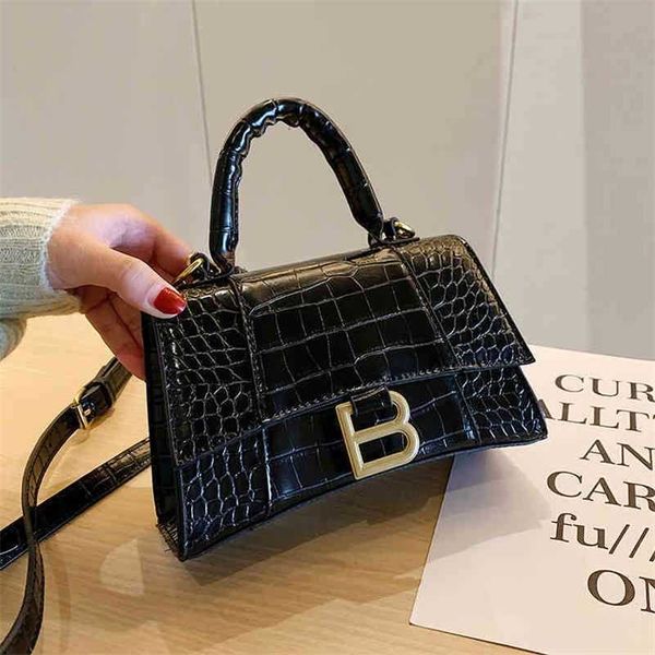 

italy designer balenciga bag female bag 2022 handbags b family high version crocodile b-shaped hourglass bag leather one shoulder messenger
