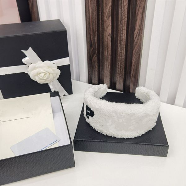 

with box classic fur wide headbands luxury designer jewelry headwear women 2 styles girls wear dress party classic headband p159, Silver