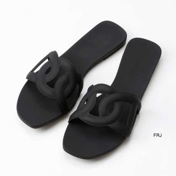 

designer herme slippers h family pig nose sandals 2023 new beach sluggard flat bottom solid color leisure jelly womens shoes original, Black