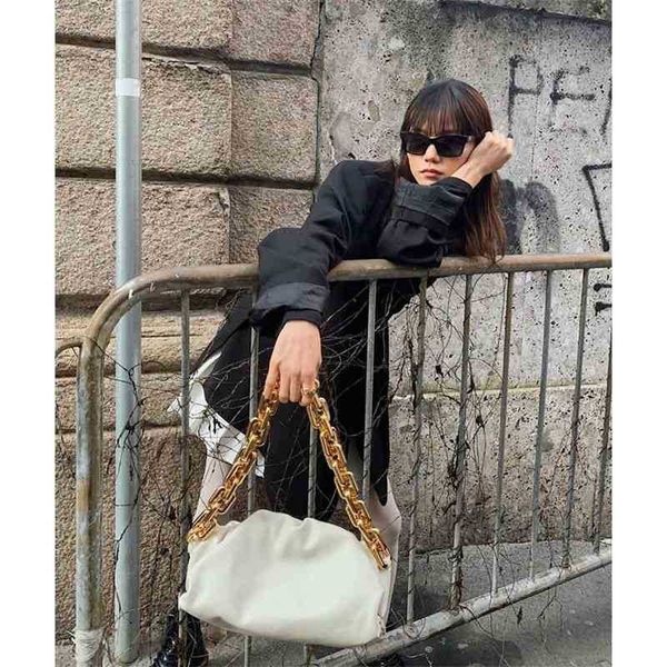 

designer fashion bottegas's bags venetas's real leather thi chain cloud bag spring 2022 new star song hye kyo's same portable
