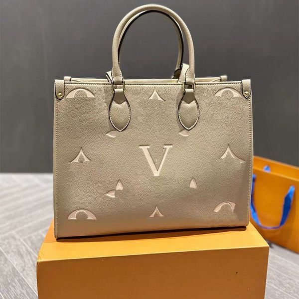 

2023 luxurys designers bags women totes shoulder bag alphabet flower design large capacity messenger bags classic style handbag lady