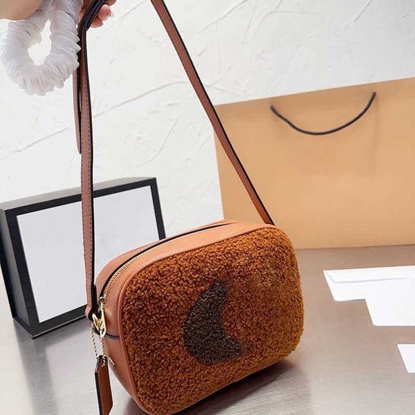 

evening bags crossbody bags designer bag luxurys handbags women fashion letters printing camera shoulder purse hangbag 221027