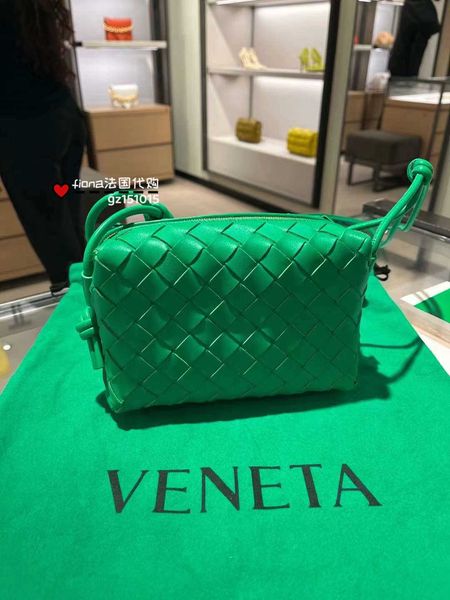 

classic fashion woven bottess bags venetas cross-country camera baodiejia 22 new small square loop soft box mini camera single shoulder diag