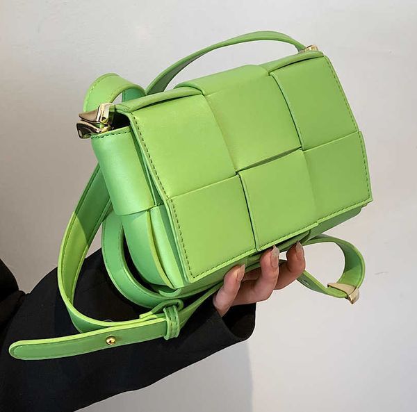 

luxurious designer bottess bags venetas high grade small women's summer 2022 new fashion green woven women's messenger texture che