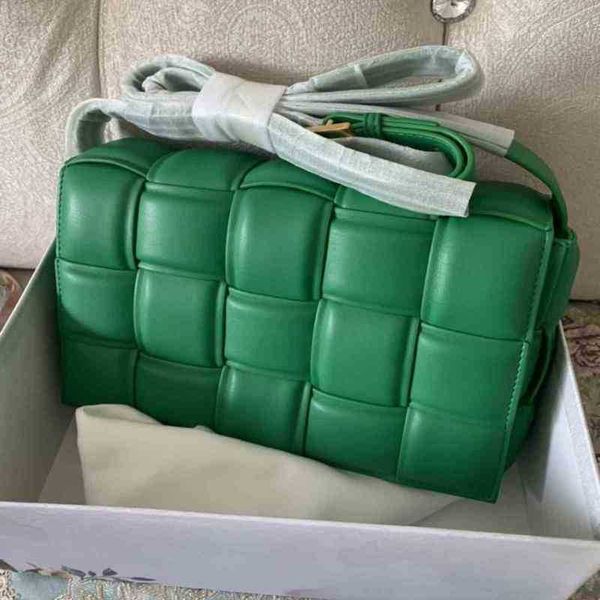 

divani designer handbags venetas bottegas green woven large lattice pillow bean curd slant span leisure small square womens bag