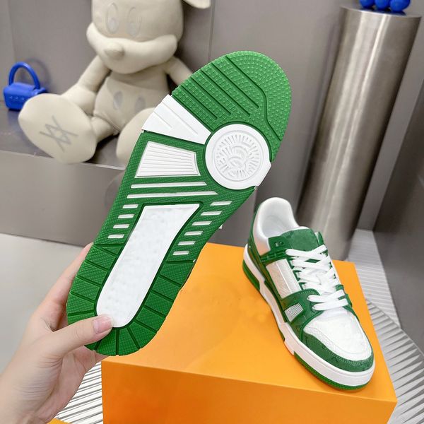 

2022 designer sneakers casual shoes black white men's and women's platform fashion low shoes red green leather rubber walking outd