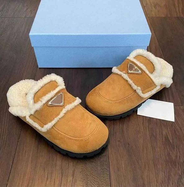 

snow shoes woman warm wool flats triangle-logo shearlings slippers women shearling slippers enameled metal triangle logo-yellow luxury brand, Black