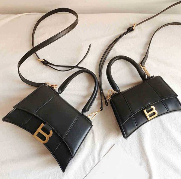 

designer handbags balencigas luxurys hourglass bags bag leather women's light luxury brand 2022 versatile one shoulder messenger portab