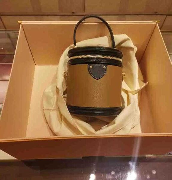 

handbag evening bag sold genuinel leather luxurys designers mens wallets classic womens wallet with box men purses credit card holder passpo