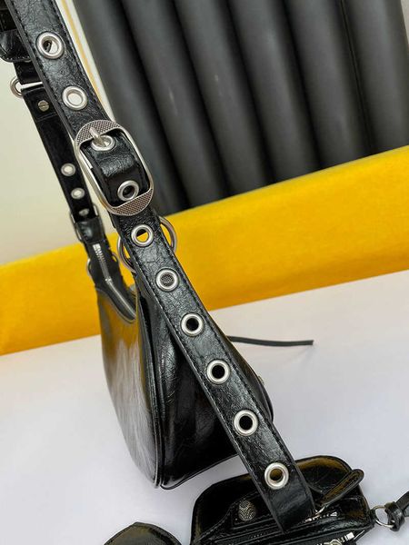 

2023 leather fashion handbag messenger bag simple luxury leisure women's shoulder crossbody purse motorcycle bag