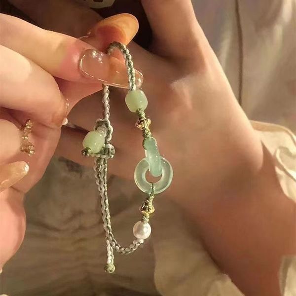 

new temperament peace buckle bracelet weaving tide 2022 new popular design versatile elegant fashion accessories, Golden;silver