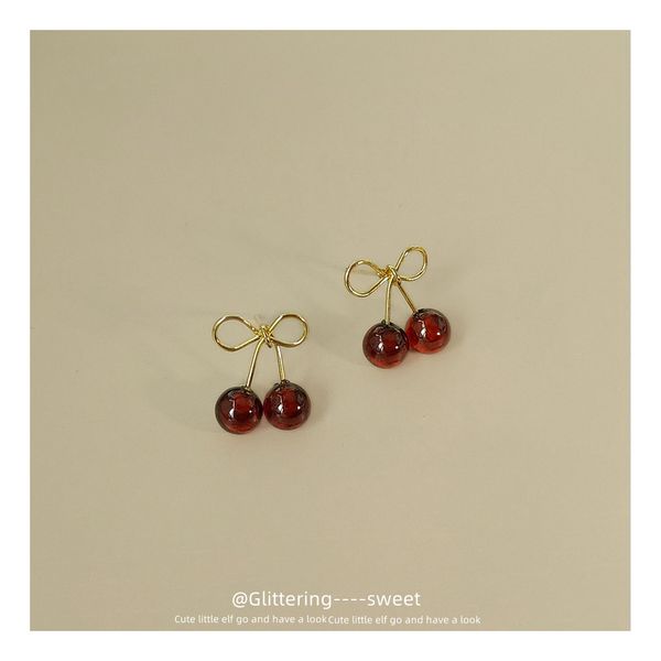 

cherry women's earrings charm tender baroque shaped freshwater full pearl 925 silver needle handmade design matte temperament earrings, Golden