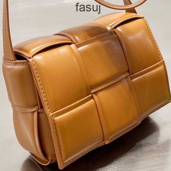 

fashion ladies bottess bags venetas autumn and winter new style horse clasp woven pillow high grade three-dimensional grid single shoulder c