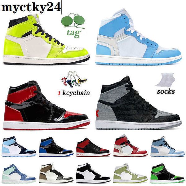 

jumpman 1 basketball shoes 1s visionaire 2022 offs university blue white rebellionaire banned patent bred stealth green python trainers