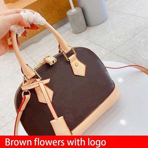 

designer shell bag luxury handbags alma bb women shoulder bags handbag with key lock shoulder strap fashion purse wallet nice