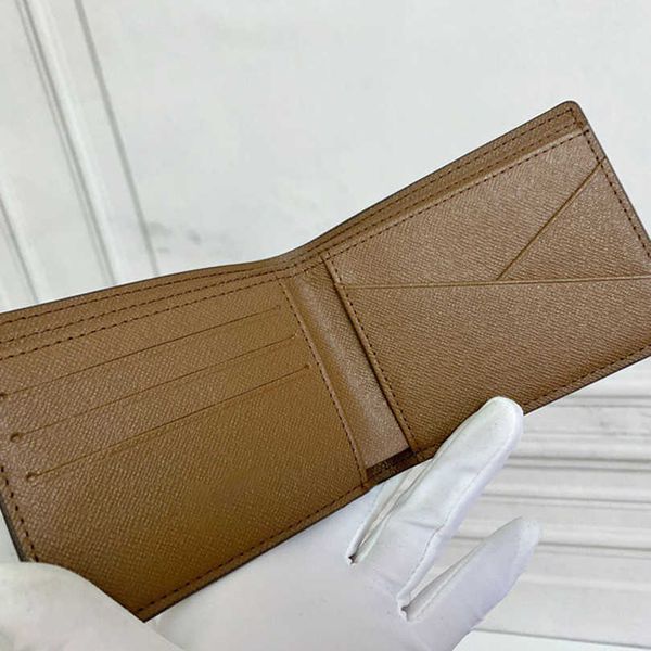 

2023 simple men's short wallet classic double fold pocket coin wallet designer wallet fashion leather small wallet with box, Red;black