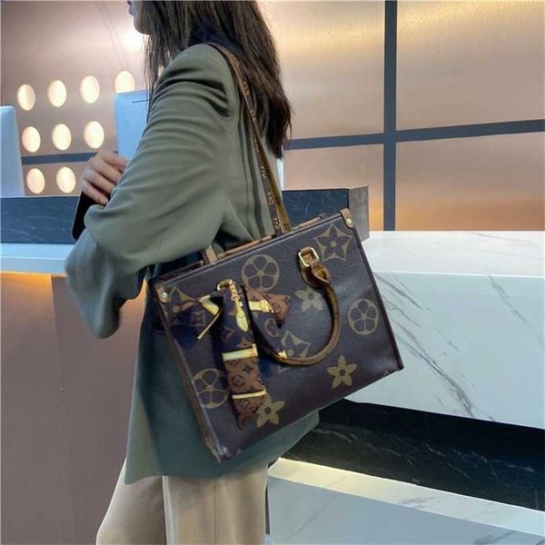 

70% off 2023 designer bag laohua large capacity single tote women's hand luxury