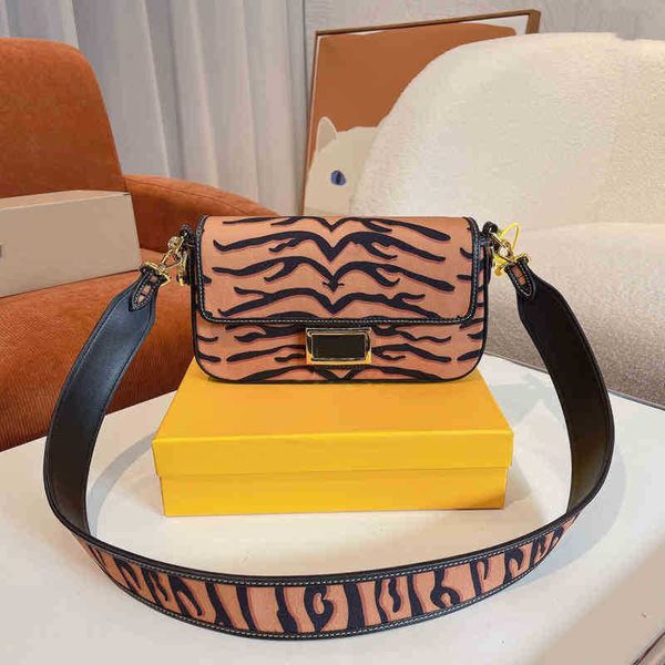 

shoulder bags for women handbag with brand famous designers brands tiger designer crossbody female purses messenger vintage bag 220307