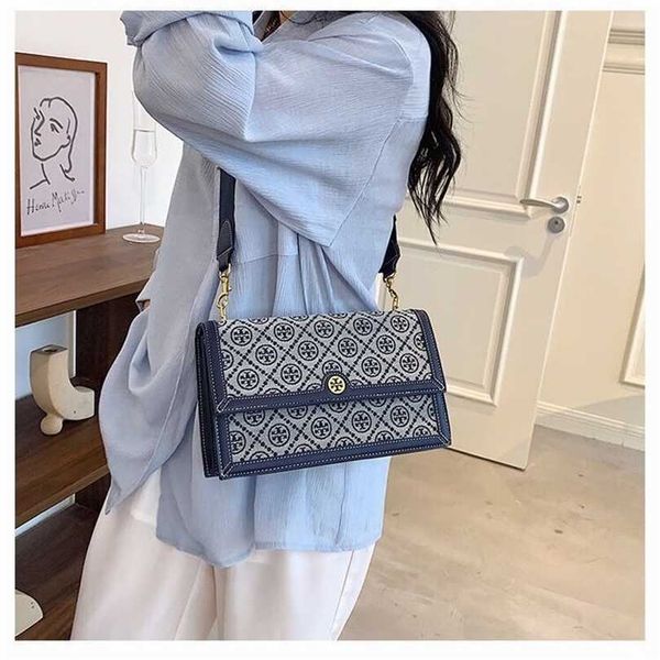 

70% off 2023 designer bag women's can be customized and mixed batches high-grade old flower organ temperament embroidered pattern retro