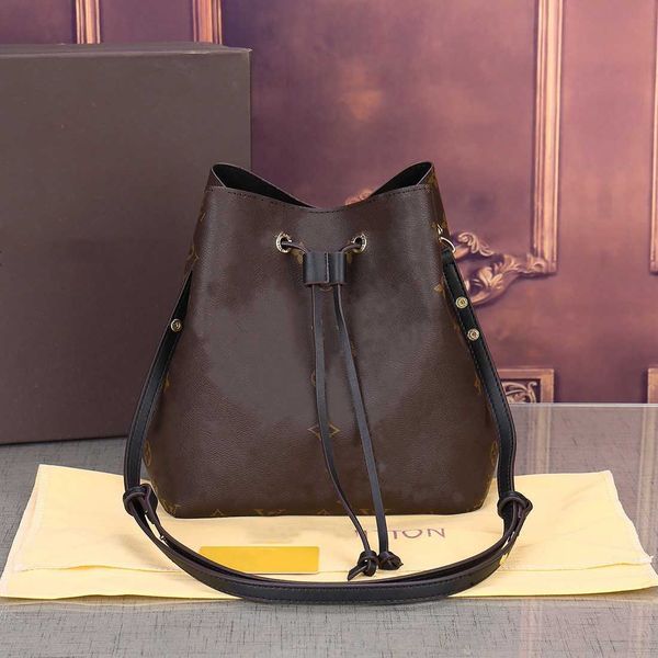 

designer luxury women the tote bag fashion versatile handbags shoulder crossbody bags purse tories totes large capacity saddle wallets 7a 0p