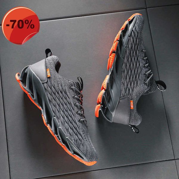 

running shoes sport sneakers inertia reflective tephra solid grey utility black 2022 700 v2 vanta men women