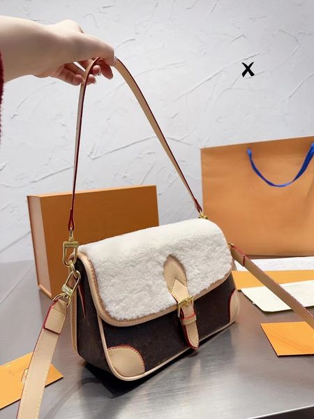 

designer shoulder bag women's fur matching leather splicing fashion bag can be cross body