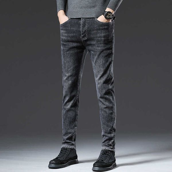 

men's jeans 2022 spring new small feet fashion slim fit men's trousers, Blue