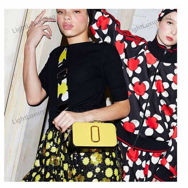 

marc camera bags designer bag women fashion simple wide shoulder strap color matching small square cross body camera wallets 221029