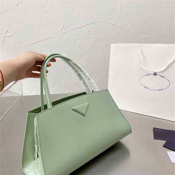 

clearance handbag new style simple killer leisure briefcase women's smooth hand cowhide handbag tote bag, Black;red