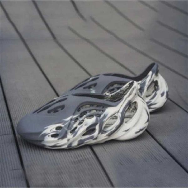 

luxury slippers designer yeesys kany fashion gray mxt moon foam mens womens slip-on camo men women west sandal 36-45 gv7904 indoor summer dh, Black