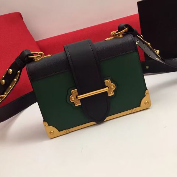 

exquisite buckle makeup bag high end luxury designer classic women's quality fashion one shoulder cross size 20 14.5-7cm