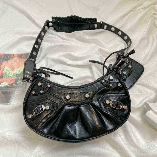 

designer luxury womens bag balencigas handbag b-shaped paris single shoulder messenger fashion square gift shoulder oblique span versatile h