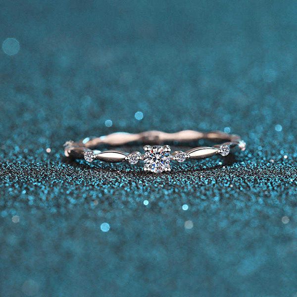 

silver 925 original brilliant 01 ct diamond test past d color moissanite four claws gemstone ring for girls wedding jewelry, Slivery;golden